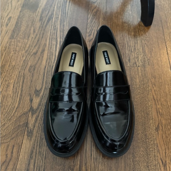 Nine West Shoes - Nine West women’s Black Loafers